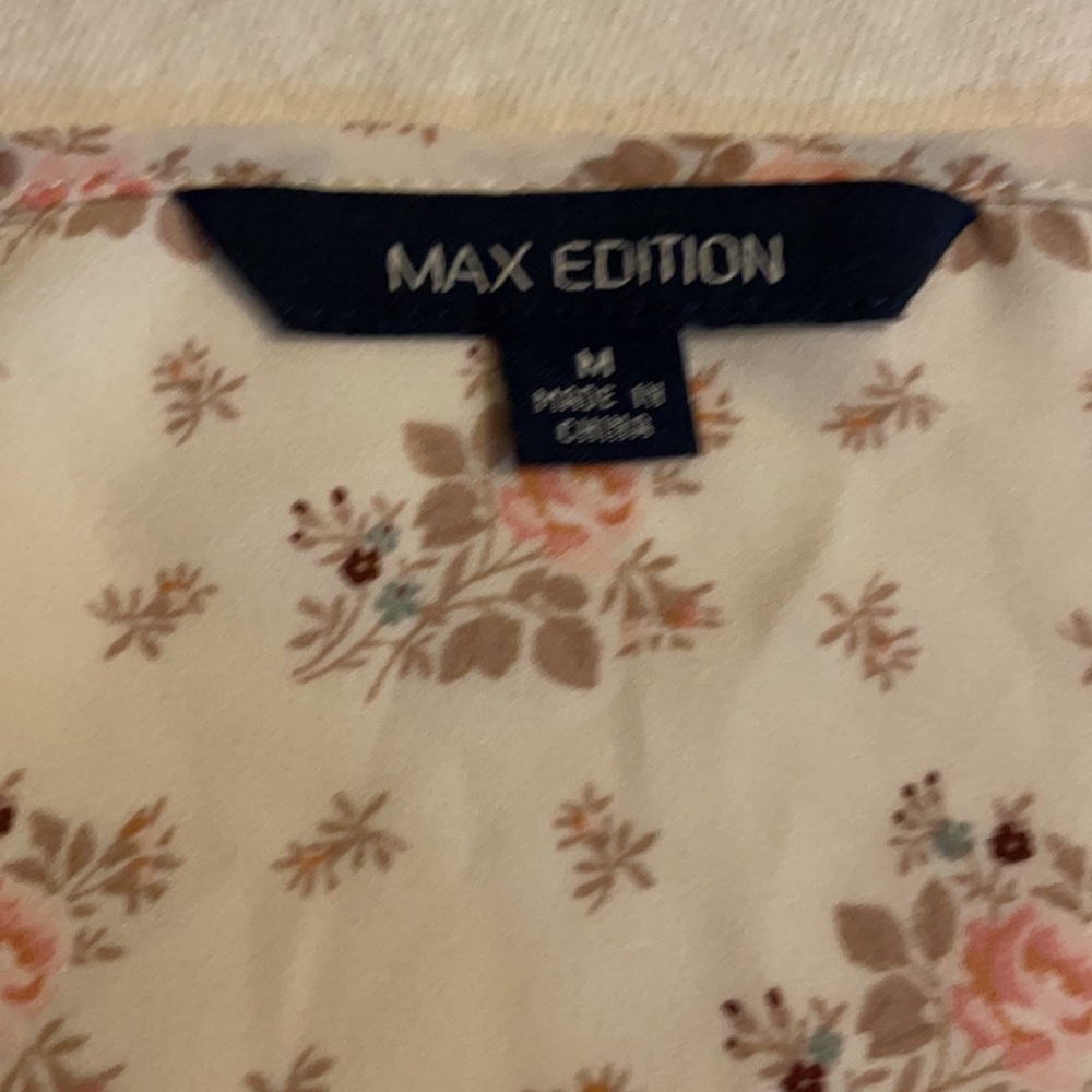 Max Edition Floral Wrap Top 3/4 Flutter Sleeve - image 3